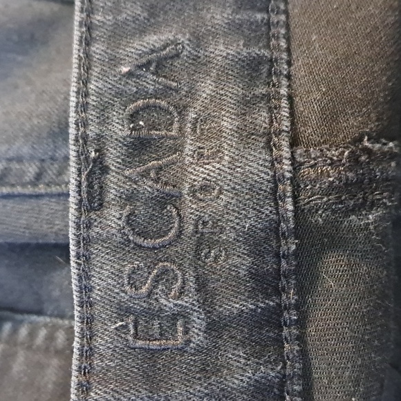 Escada Sport Black Distressed Jegging Cropped‎ Size 36 = US 6 - Picture 6 of 10